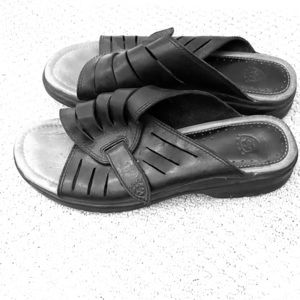 Ariat slip on sandals